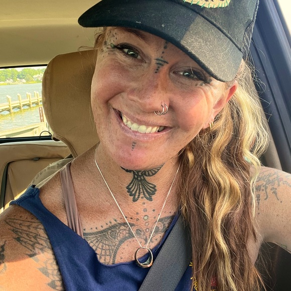 Ahoy poshers - Picture 2 of 3